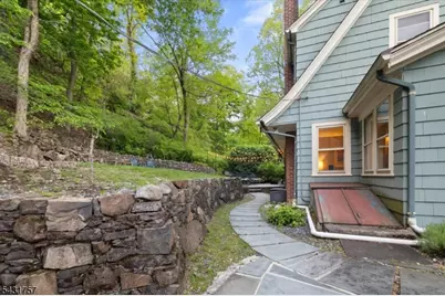 52 Warfield St, Montclair, NJ 07043 - Photo 37