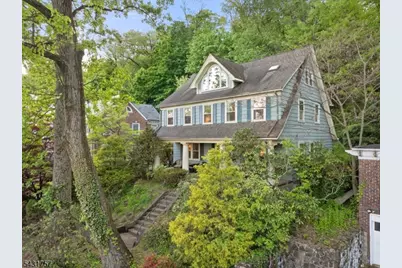 52 Warfield St, Montclair, NJ 07043 - Photo 3