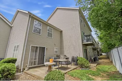 239 40th St #32, Irvington Twp., NJ 07111 - Photo 23