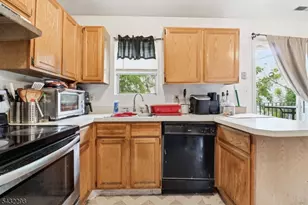 239 40th St, Irvington Twp., NJ 07111 - Photo 9