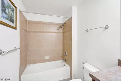 24 Swing Bridge Ln, South Bound Brook Boro, NJ 08880 - Photo 27