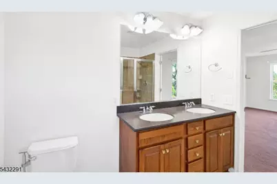 24 Swing Bridge Ln, South Bound Brook Boro, NJ 08880 - Photo 21