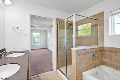 24 Swing Bridge Ln, South Bound Brook Boro, NJ 08880 - Photo 19