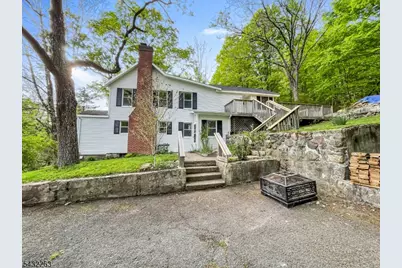 270 Macopin Rd, Bloomingdale, NJ 07403 - Photo 3