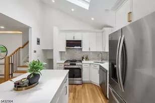 34 Clark St, Summit, NJ 07901 - Photo 13