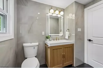 34 Clark St, Summit, NJ 07901 - Photo 19