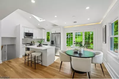 34 Clark St, Summit, NJ 07901 - Photo 7