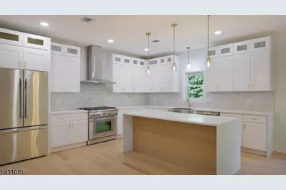 941 Beverly Dr, Westfield, NJ 07090 - Photo 13