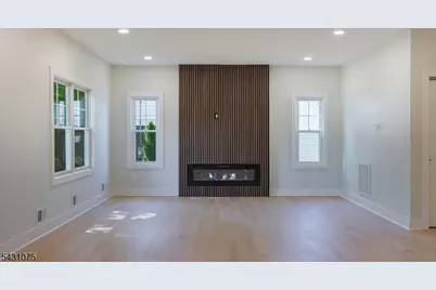 941 Beverly Dr, Westfield, NJ 07090 - Photo 5