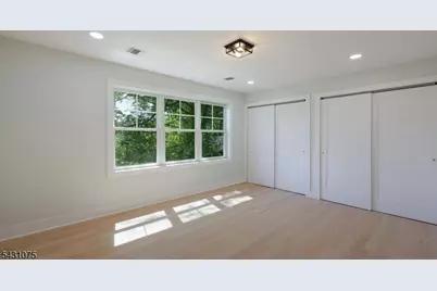 941 Beverly Dr, Westfield, NJ 07090 - Photo 15