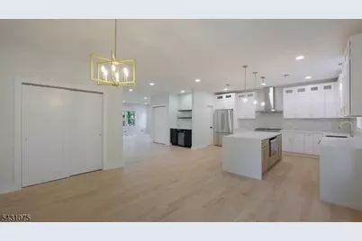 941 Beverly Dr, Westfield, NJ 07090 - Photo 11