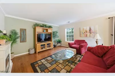 166 Vista Dr, Hanover Township, NJ 07927 - Photo 9