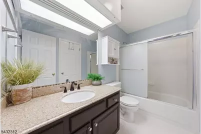 166 Vista Dr, Hanover Township, NJ 07927 - Photo 11