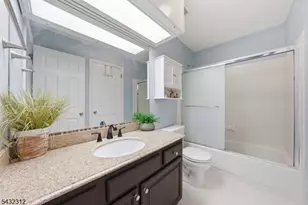 166 Vista Dr, Hanover Township, NJ 07927 - Photo 11