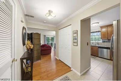 166 Vista Dr, Hanover Township, NJ 07927 - Photo 5