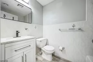 708 Ocean Ave, Jersey City, NJ 07305 - Photo 7