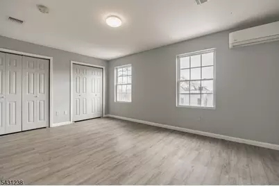 708 Ocean Ave #1, Jersey City, NJ 07305 - Photo 9