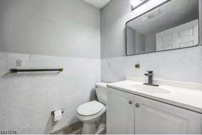 708 Ocean Ave #1, Jersey City, NJ 07305 - Photo 15