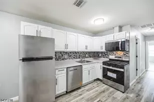 708 Ocean Ave, Jersey City, NJ 07305 - Photo 5