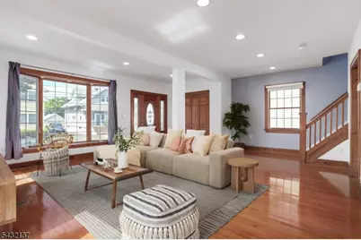 8 Garden Pl, Cranford Township, NJ 07016 - Photo 3