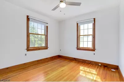 8 Garden Pl, Cranford Township, NJ 07016 - Photo 11