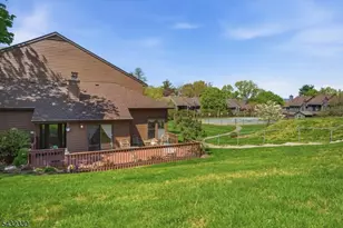 37 Giggleswick Way, Edison Twp., NJ 08820 - Photo 21