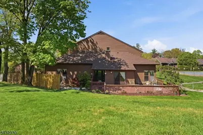 37 Giggleswick Way, Edison Twp., NJ 08820 - Photo 3