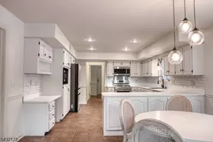 40 Rustic Trail, Raritan Township, NJ 08822 - Photo 9
