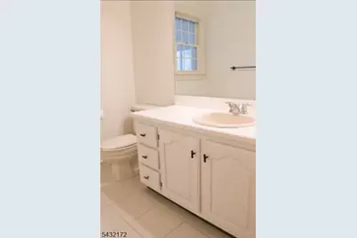 40 Rustic Trl, Raritan Township, NJ 08822 - Photo 11