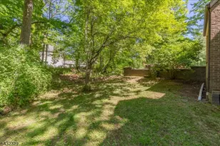 8 Branko Rd, Berkeley Heights Township, NJ 07922 - Photo 31