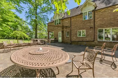 8 Branko Rd, Berkeley Heights Township, NJ 07922 - Photo 33