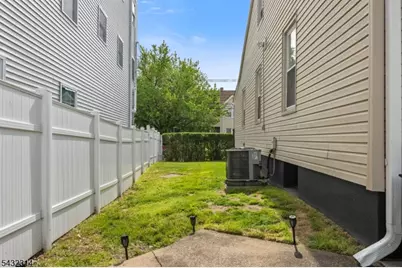 378 E 27th St, Paterson, NJ 07514 - Photo 29