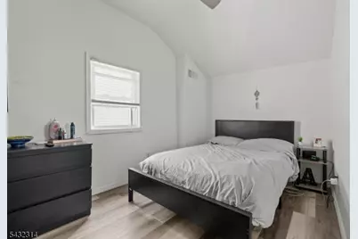 378 E 27th St, Paterson, NJ 07514 - Photo 19