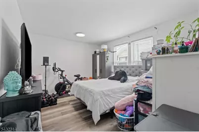 374 E 27th St, Paterson, NJ 07514 - Photo 13