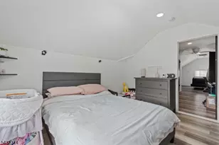 378 E 27th St, Paterson, NJ 07514 - Photo 17