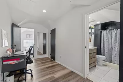 378 E 27th St, Paterson, NJ 07514 - Photo 23