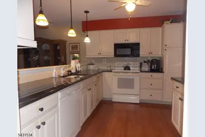 281 Abbey Dr, Franklin Township, NJ 08873 - Photo 13