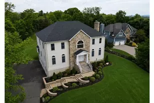 40 Horseneck Rd, Montville Township, NJ 07045 - Photo 1