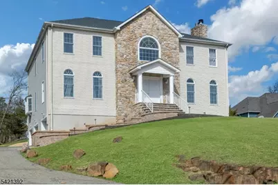 40 Horseneck Rd, Montville Township, NJ 07045 - Photo 3