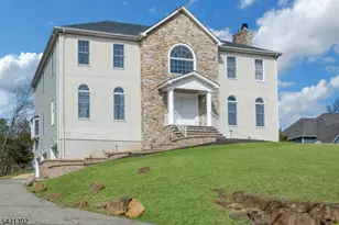 40 Horseneck Rd, Montville Township, NJ 07045 - Photo 3