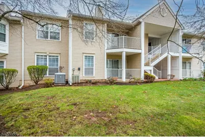 69 Amberly Ct, Franklin Township, NJ 08823 - Photo 15