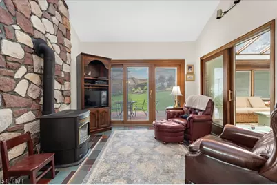 117 Old Clinton Rd, Raritan Township, NJ 08822 - Photo 15