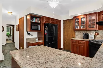 117 Old Clinton Rd, Raritan Township, NJ 08822 - Photo 11