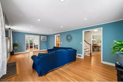 22 Homestead Ter, Scotch Plains Township, NJ 07076 - Photo 5