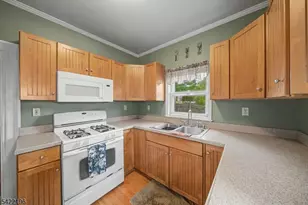 10 Reaville Ct, Parsippany, NJ 07054 - Photo 5