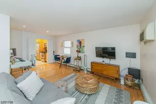 39 Harrison Ave, Montclair, NJ 07042 - Photo 5
