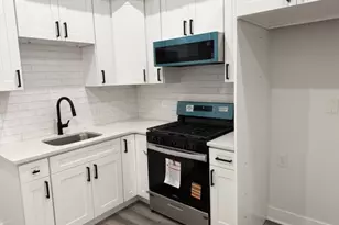 321 Jefferson Ave, Elizabeth, NJ 07201 - Photo 1
