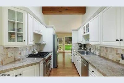 75 Seney Dr, Bernardsville, NJ 07924 - Photo 15