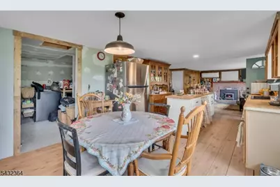 20 Plaza Dr, Hampton Township, NJ 07860 - Photo 9
