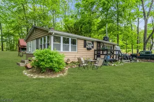 20 Plaza Dr, Hampton Township, NJ 07860 - Photo 1